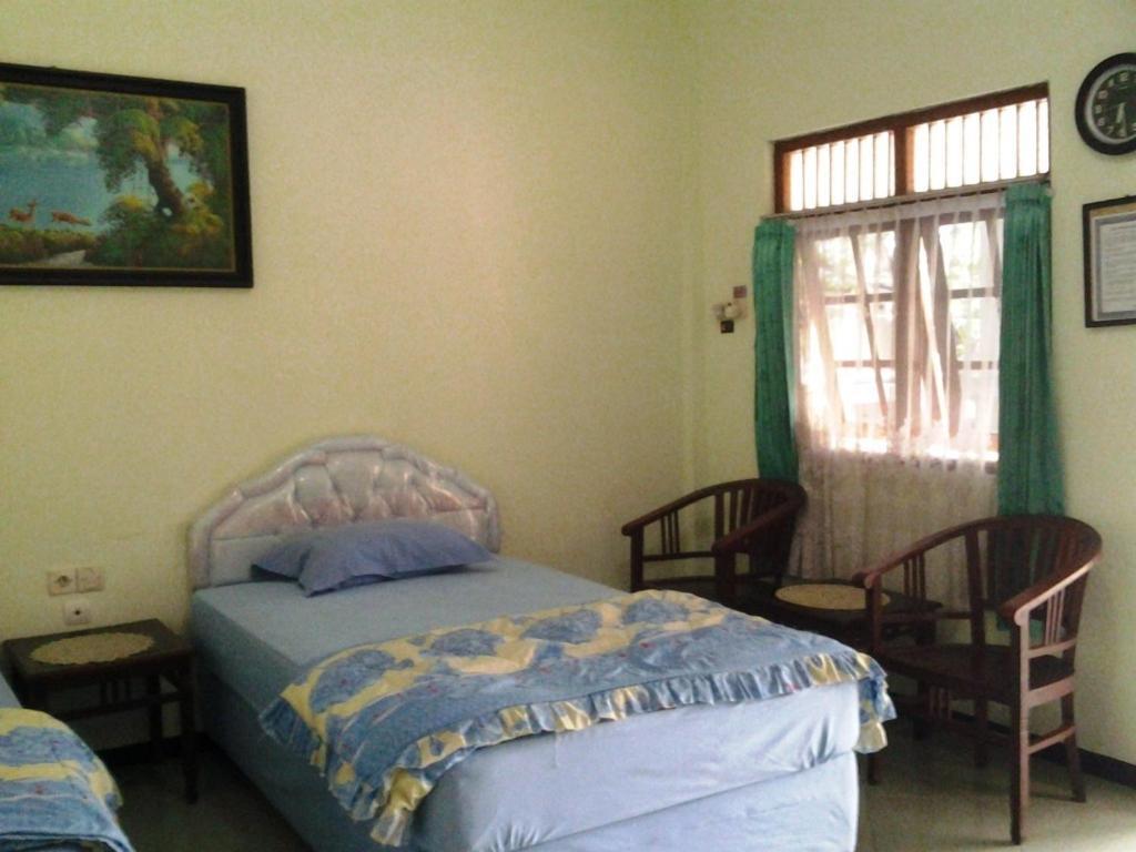 Hotel Wisma Djaja Syariah Bojonegoro Room photo