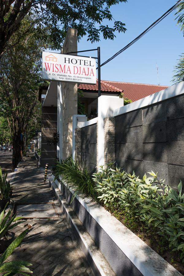 Hotel Wisma Djaja Syariah Bojonegoro Exterior photo
